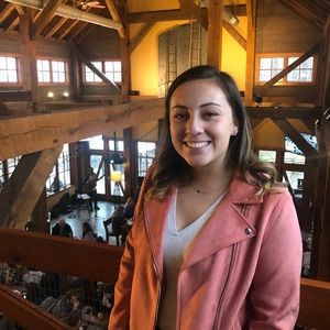 Meet your Posher, Nina